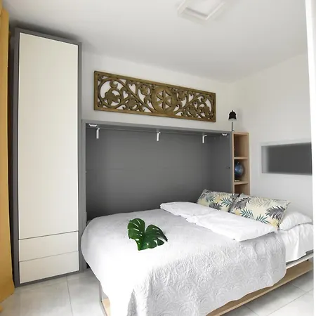 Artapartment G 13 アパート ヴィスワ