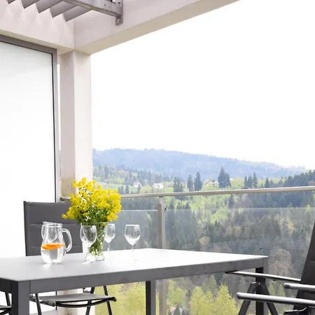 アパート Artapartment G 13